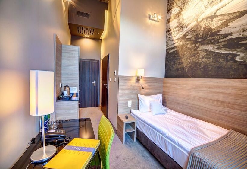 Номер Economy Индивидуальный, Loft 1898