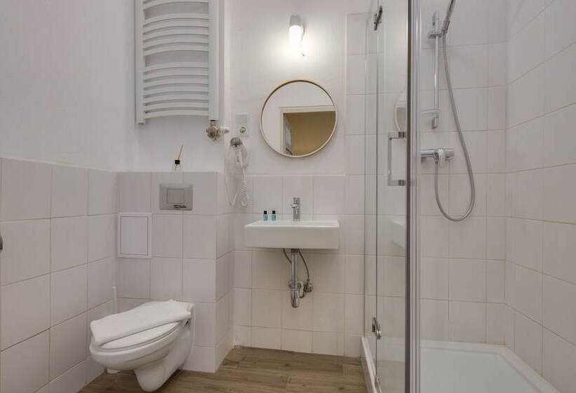 اتاق عادی یک تخته, Sentral Apartments
