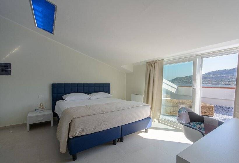 Номер Deluxe Вид на Море, B&b Vistamare Suite