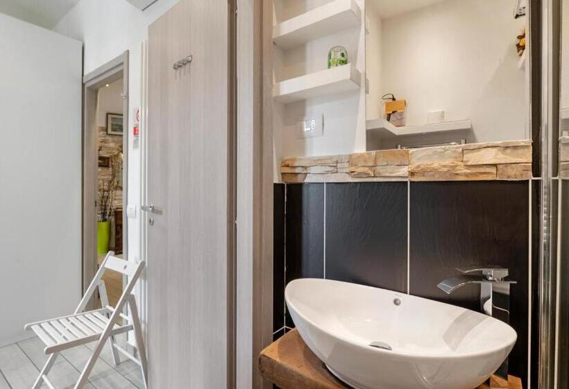 اتاق استاندارد, Guest House Biffi Simone