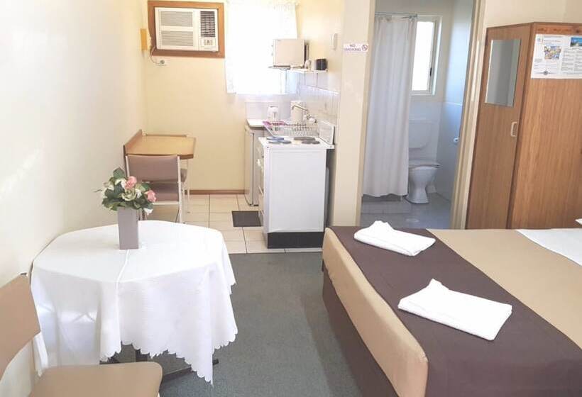 이코노미 룸, Angel S Rest Motel