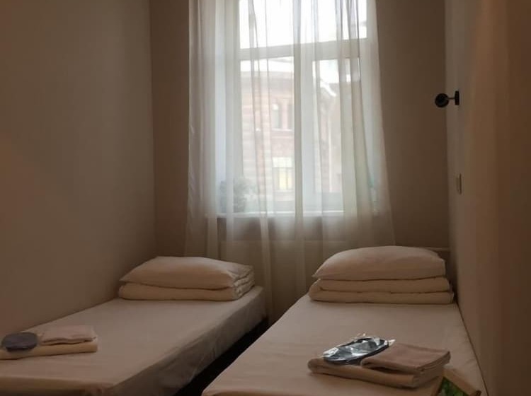 تختخواب در اتاق مشترک, Vse Putem Pushkinskaya   Hostel