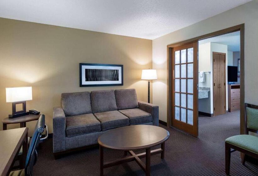 Люкс Премиум, Americinn By Wyndham Two Harbors Near Lake Superior