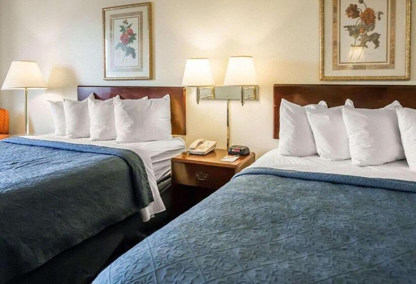 Номер Стандарт, Quality Inn