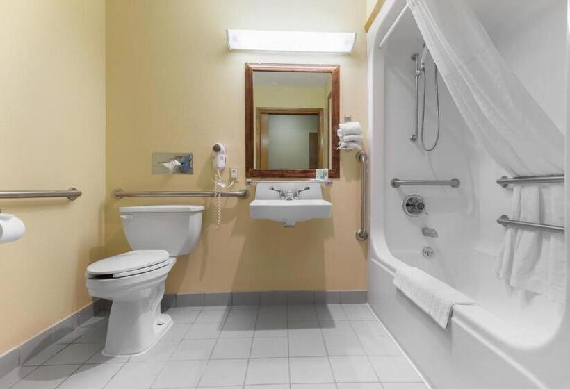 Номер Стандарт Адаптированный для Инвалидов, Quality Inn Washington Court House