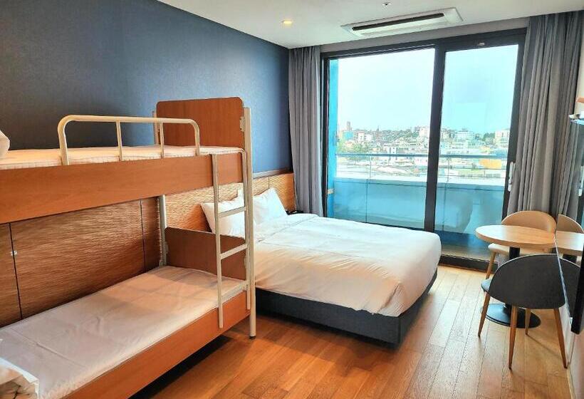اتاق استاندارد چهار تخته, Sl Hotel Gangneung