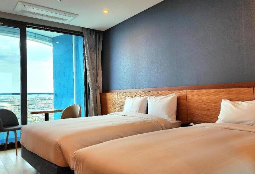 اتاق لوکس خانوادگی, Sl Hotel Gangneung