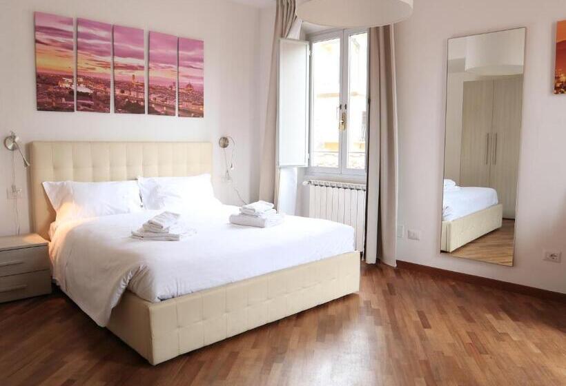 اتاق استاندارد با بالکن, Le Tre Lune Suites