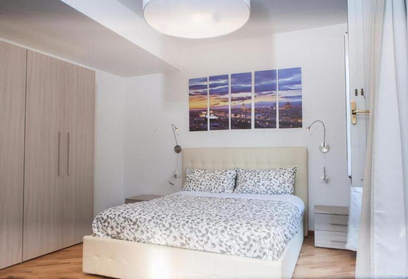 اتاق استاندارد با بالکن, Le Tre Lune Suites