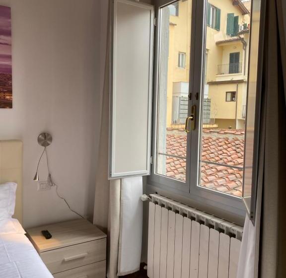 اتاق استاندارد با بالکن, Le Tre Lune Suites
