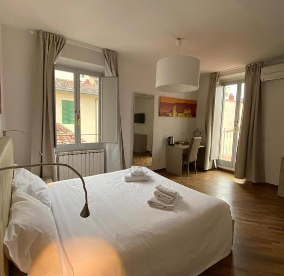 اتاق استاندارد با بالکن, Le Tre Lune Suites