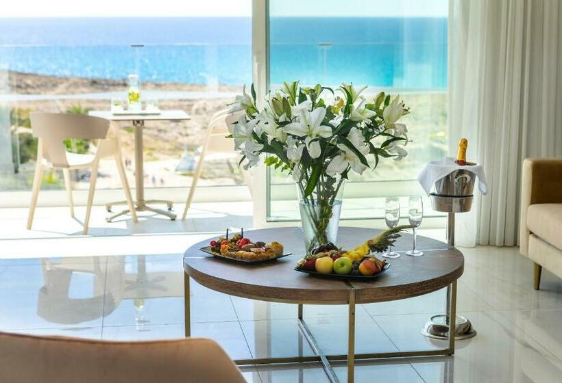 جناح مطلّ علي البحر, Chrysomare Beach Hotel & Resort