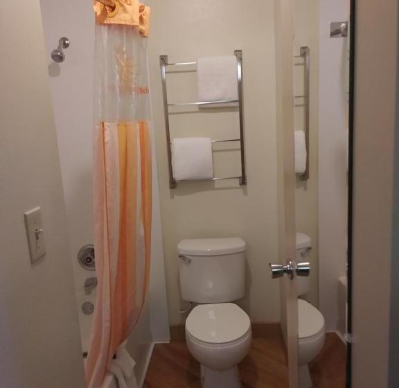 Standard Szoba 2 Franciaággyal, Travelodge By Wyndham Columbus State University