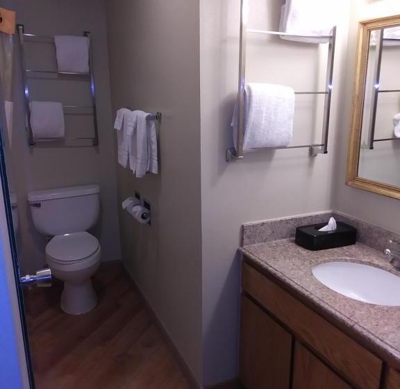 Lakosztály, Travelodge By Wyndham Columbus State University
