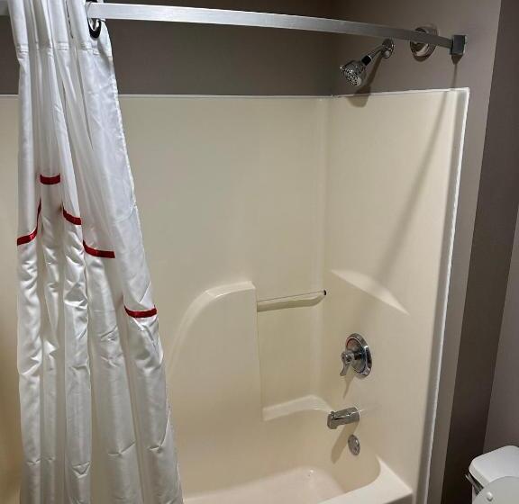 سوئیت با تخت بزرگ, Red Roof Inn Flint