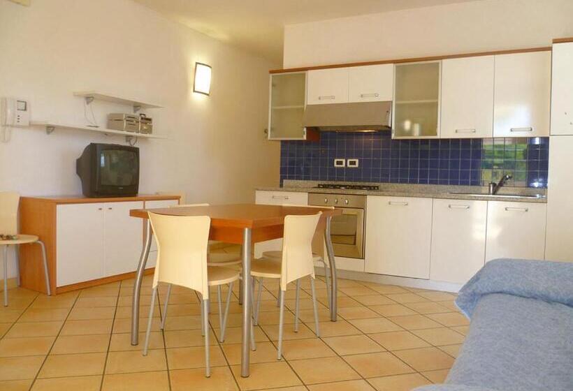 Апартаменты 2 Спальни, Residence La Rotonda