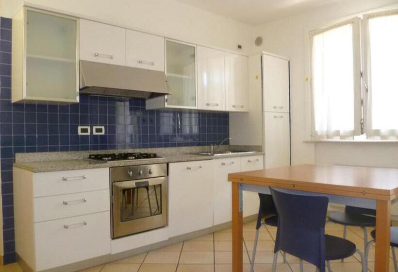 Апартаменты 1 Спальня Нижний Этаж, Residence La Rotonda