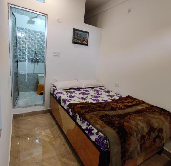 经济房, Varah Square Guest House