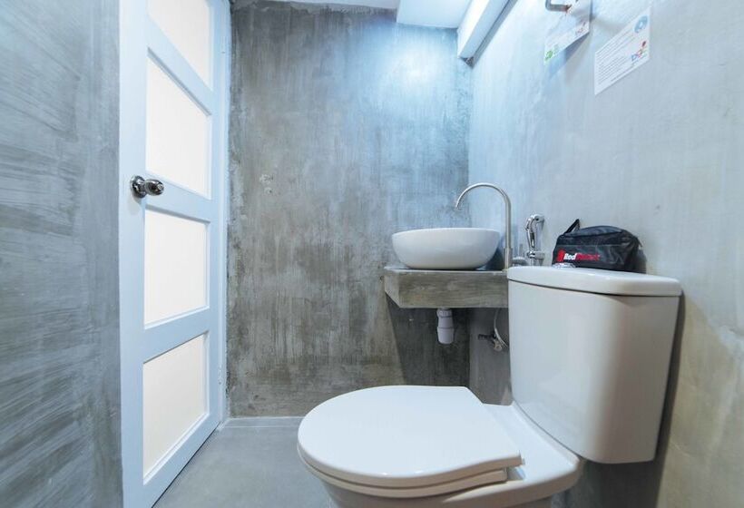 اتاق استاندارد, Reddoorz Plus Near St Lukes Bgc