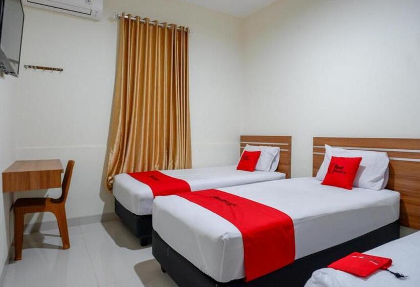 패밀리 룸, Reddoorz Near Living Plaza Purwokerto