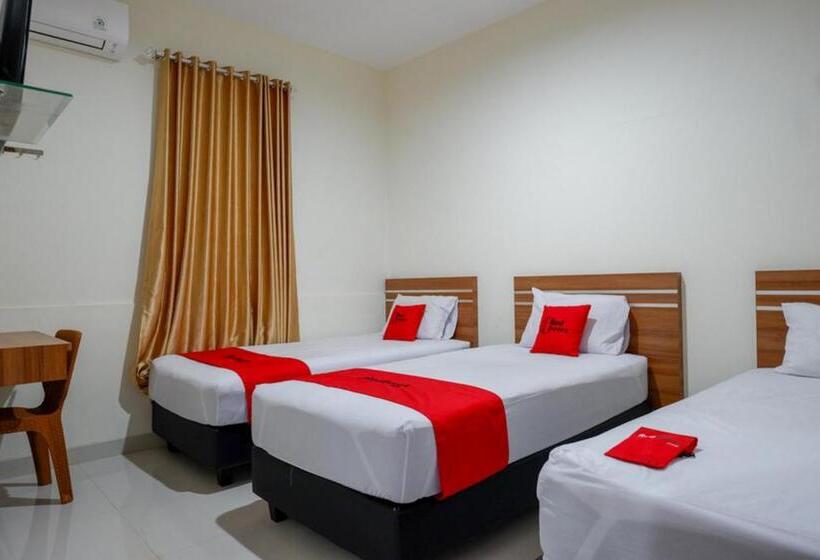 패밀리 룸, Reddoorz Near Living Plaza Purwokerto