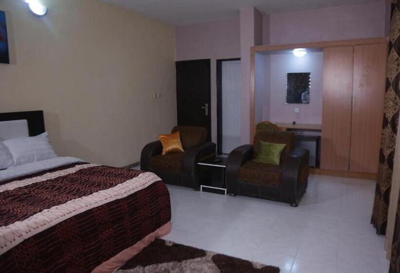اتاق سوپریور, Goddis Apartments