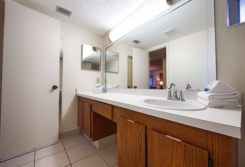 Номер Стандарт 2 Двуспальные Кровати, Best Western Naples Inn & Suites