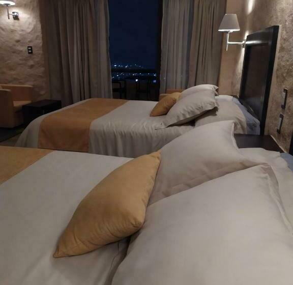 Habitación Estándar con Balcón, Altavista
