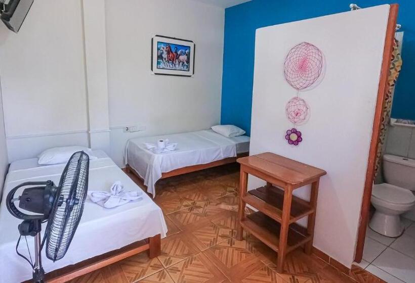 اتاق استاندارد, Shoffi S House Backpackers