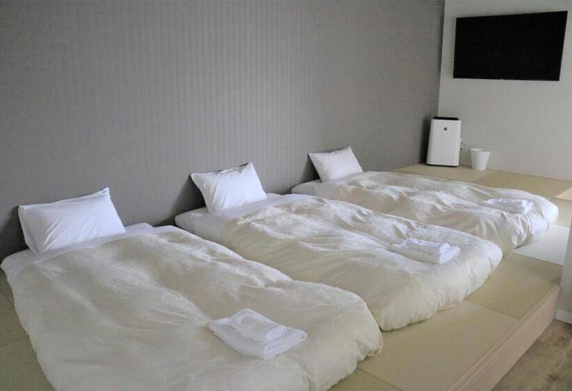 اتاق استاندارد سه نفره, Stay`sotaru