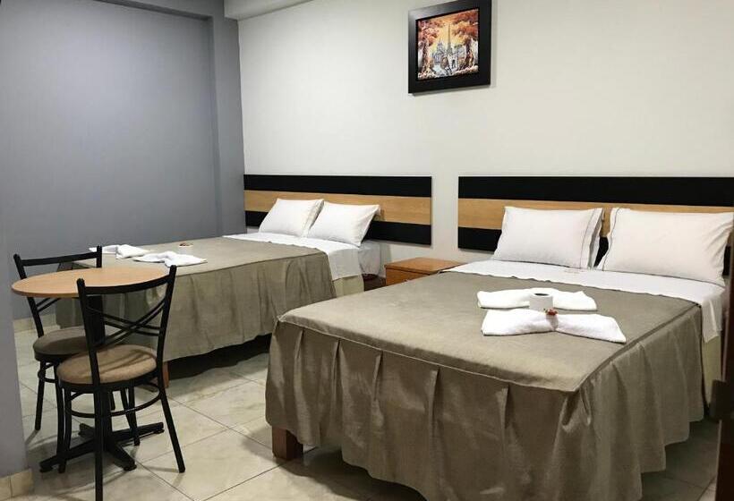 اتاق خانوادگی, Hostal Parisuite