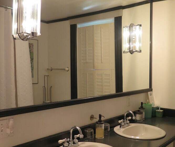 Номер Executive, Calderwood Inn