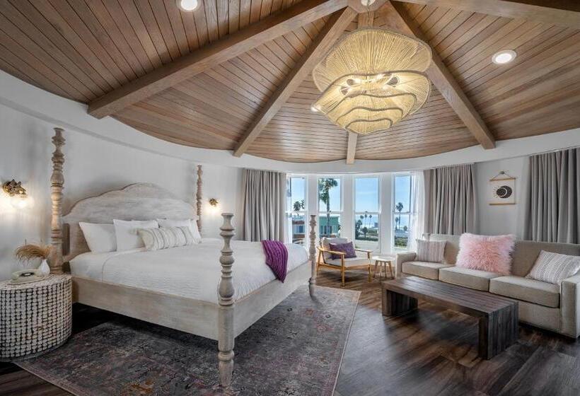 Люкс Кровать Кинг, Cardiff By The Sea Lodge