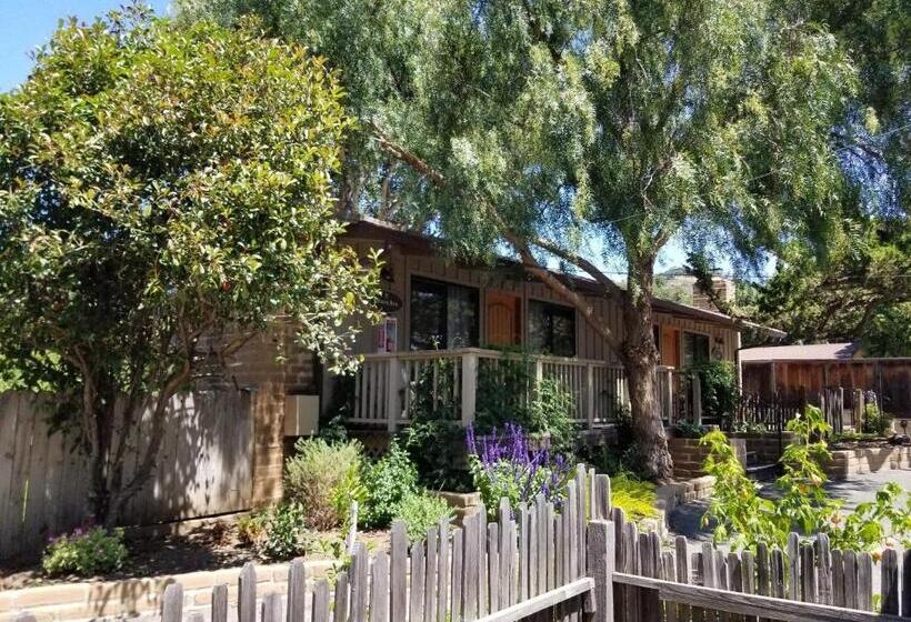 디럭스 스위트 킹 침대, Carmel Valley Lodge