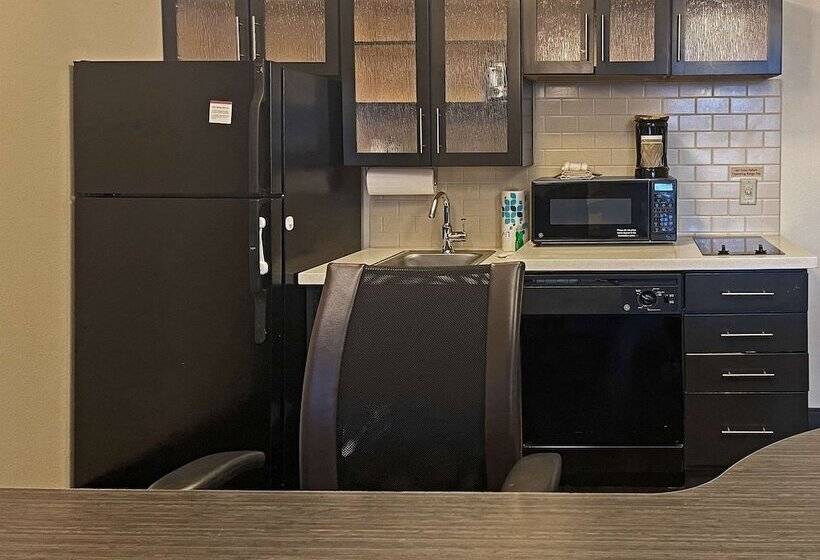 سوئیت برای معلولان, Mainstay Suites Kansas City Overland Park
