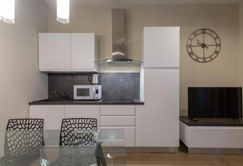 Студия Deluxe, Atmosfera Apartments & Suites