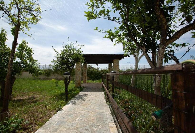 اتاق خانوادگی با سرویس بهداشتی مشترک, Villa Adele B&b