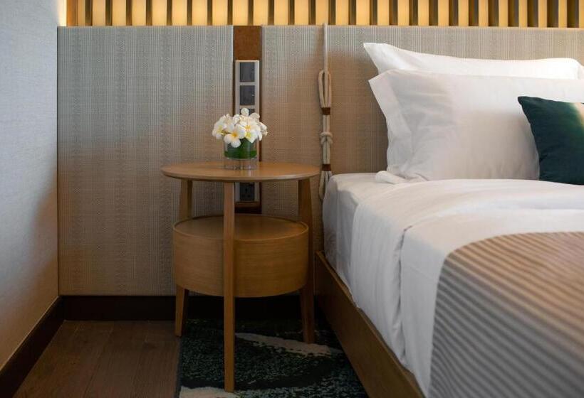 اتاق لوکس با چشم‌انداز دریا, Radisson Blu Resort Cam Ranh