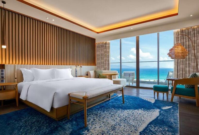 اتاق اجرایی با چشم‌انداز دریا, Radisson Blu Resort Cam Ranh