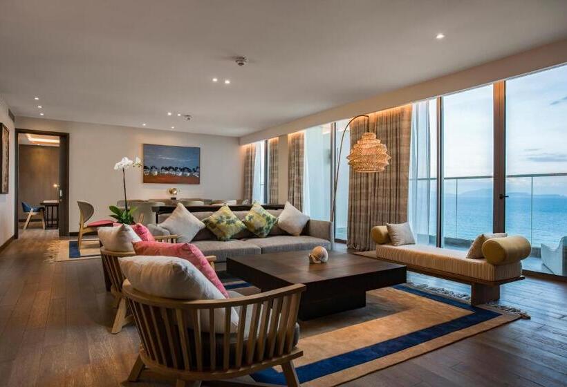 سوئیت پرزیدنت, Radisson Blu Resort Cam Ranh
