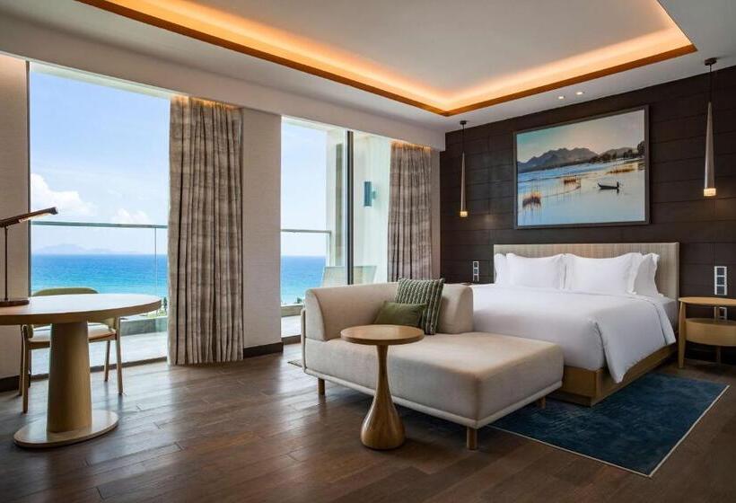 سوئیت اجرایی با چشم‌انداز دریا, Radisson Blu Resort Cam Ranh