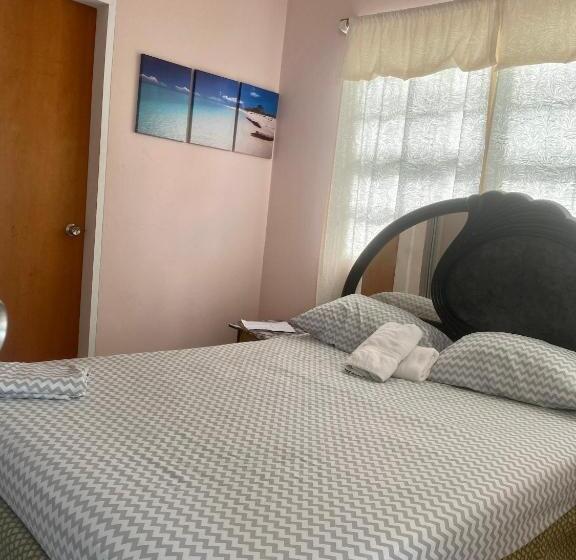 اتاق اکونومی, Beverley's Guest House, Nevis