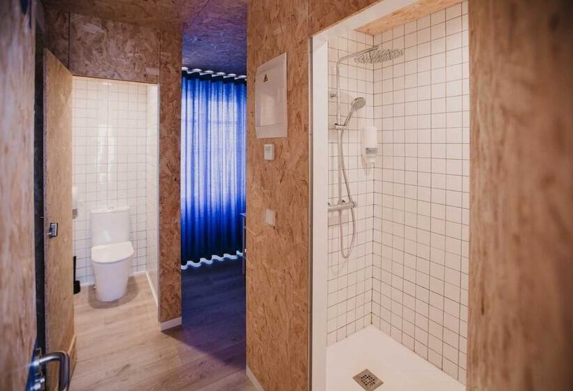 Номер Стандарт, Subup Hostel