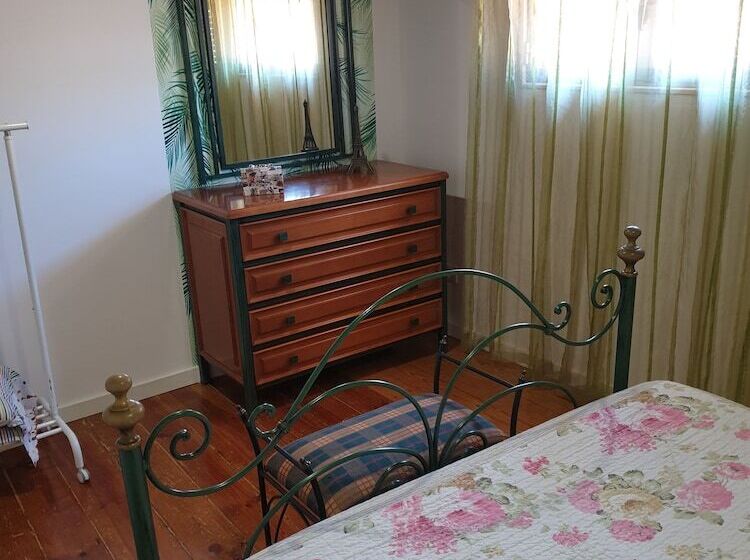 Quarto Economy, Solar Transmontano