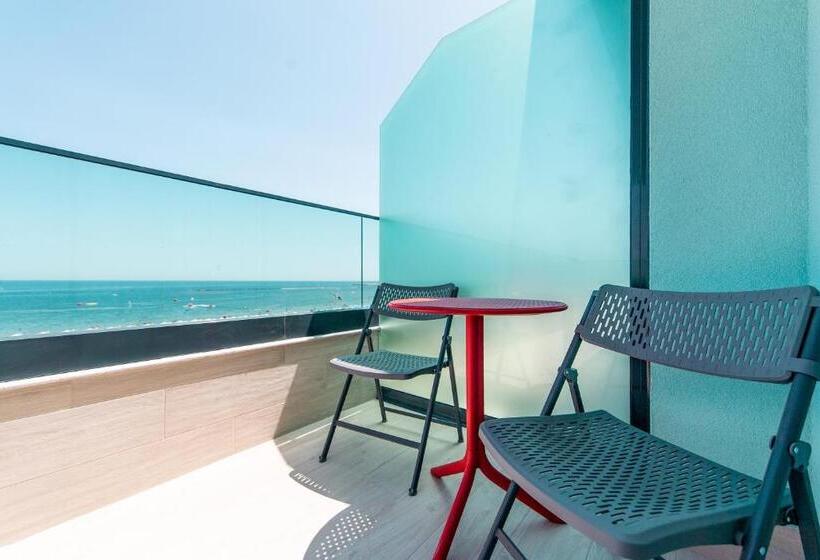 Апартаменты 1 Спальня Вид на Море, Zip Apartments