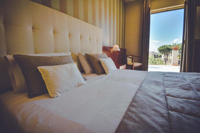 Номер Стандарт, Comfort Inn & Suites Lenoir Hwy 321 Northern Foothills