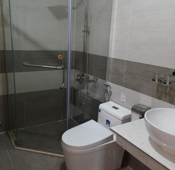 اتاق استاندارد, Le Thanh