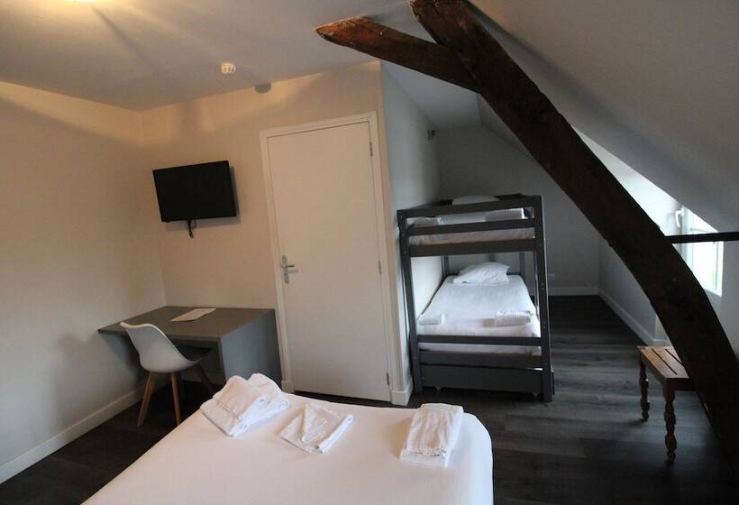 Семейный Номер, Hôtel Le Casabianca