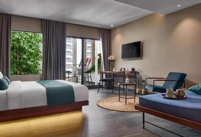 Номер Deluxe Вид на Город, Baitong Hotel & Resort Phnom Penh