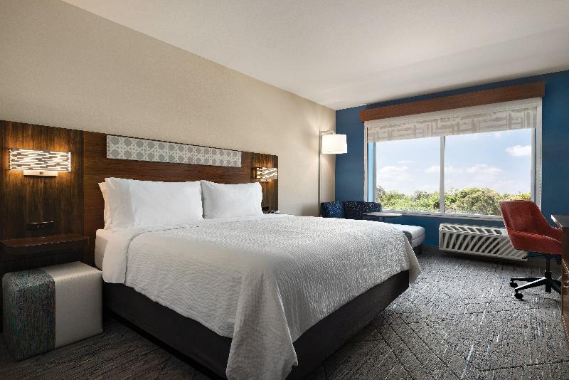اتاق استاندارد با چشم‌انداز, Fuji Kawaguchiko Resort